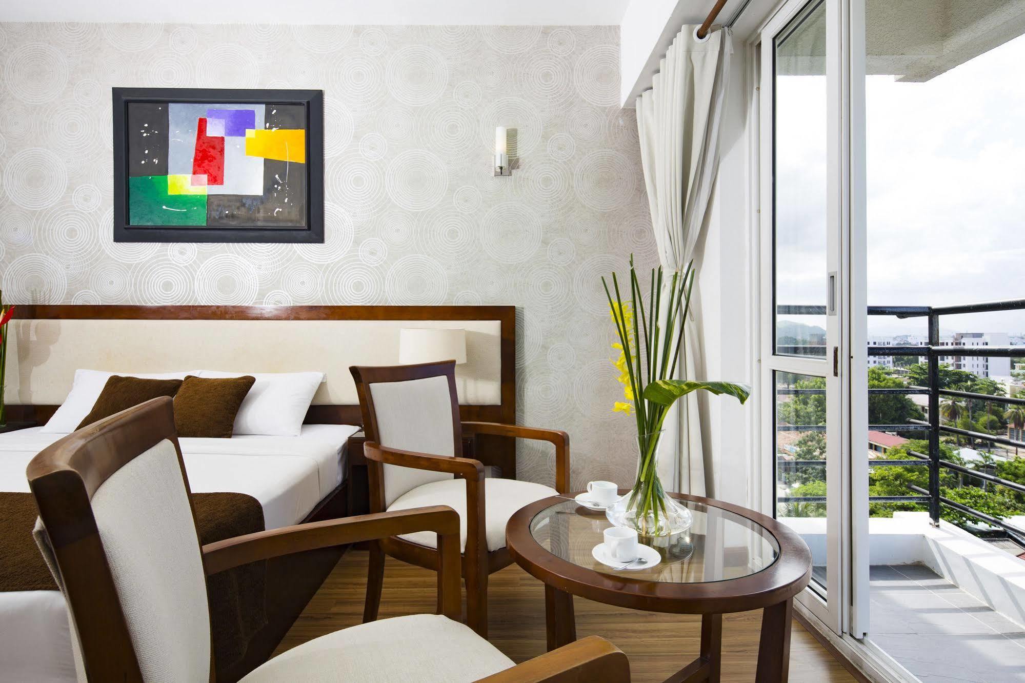 Starlet Hotel Να Τρανγκ Εξωτερικό φωτογραφία